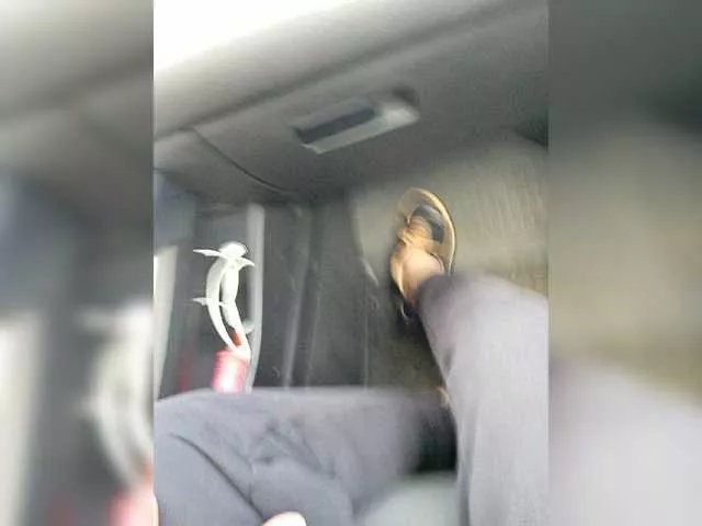 Offline Laef1881 on BongaCams