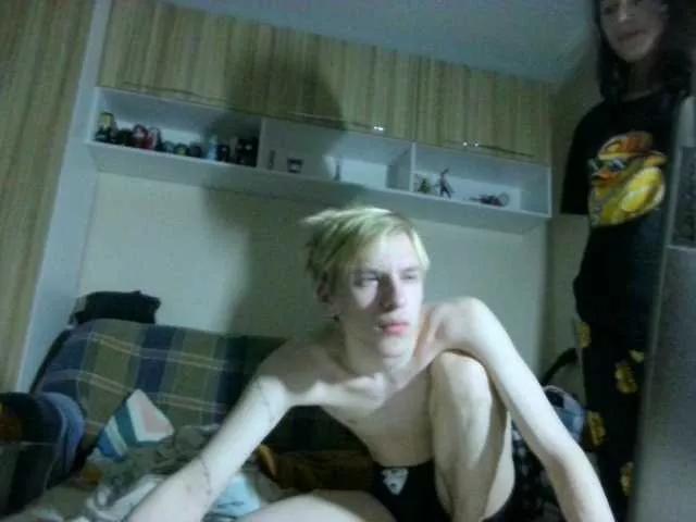 lana-18 on BongaCams 