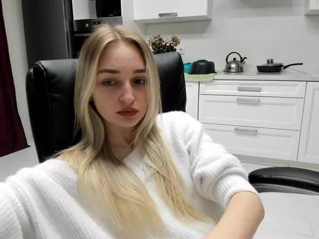 Freechat Lana-Rhoades on BongaCams
