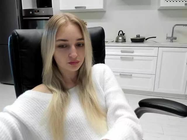 Freechat Lana-Rhoades on BongaCams