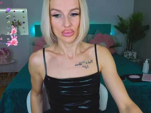 lana-sweetie on BongaCams 