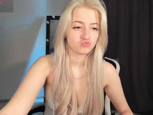 lanayounes on BongaCams