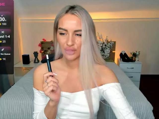 LeilaFlower on BongaCams 