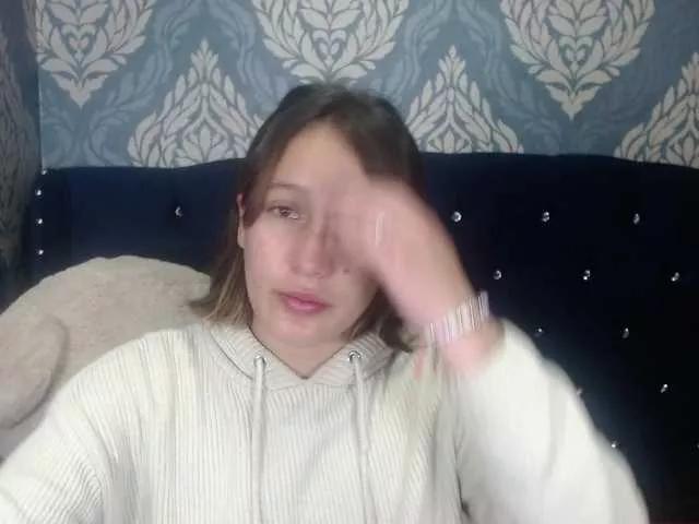 LeslyFoxx on BongaCams 