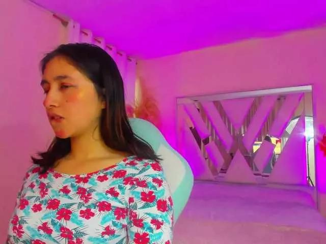 leyladarly on BongaCams 