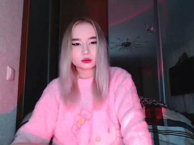 LilCharliey on BongaCams 