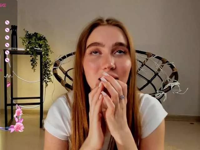 lili-roze on BongaCams 