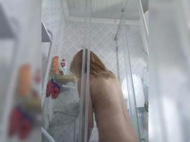 LiliToli1 on BongaCams 