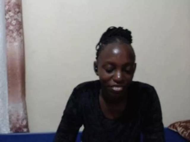 lilqueen1 on BongaCams 