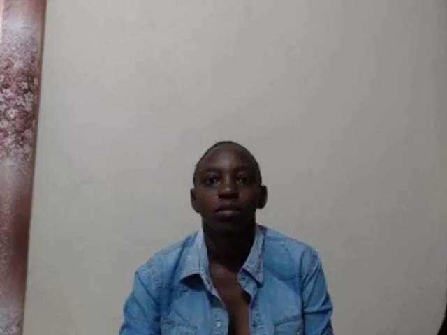 lilqueen1 on BongaCams 