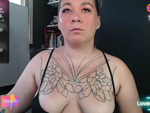 Lilye on BongaCams 