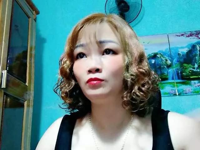 Linhanhsex2k on BongaCams 