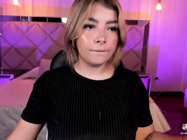LisaMonroe on BongaCams 
