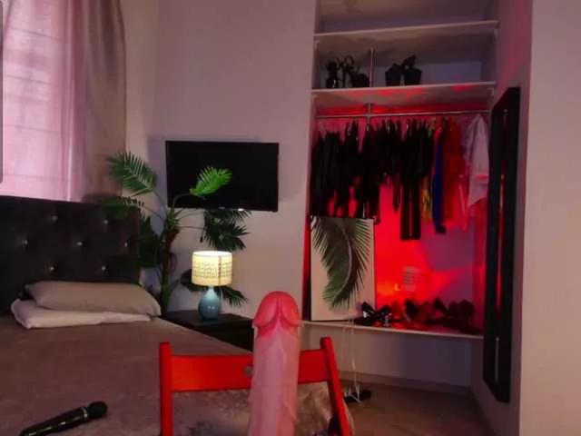 LisaSemily on BongaCams 