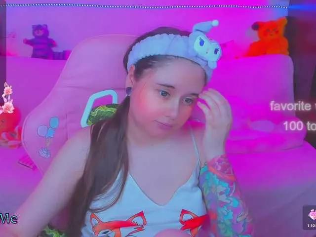 LittleKitsune on BongaCams 