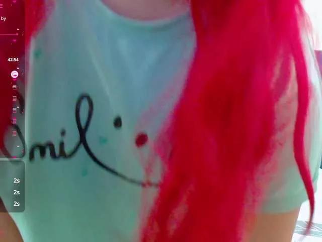 Littlemilfgela on BongaCams 