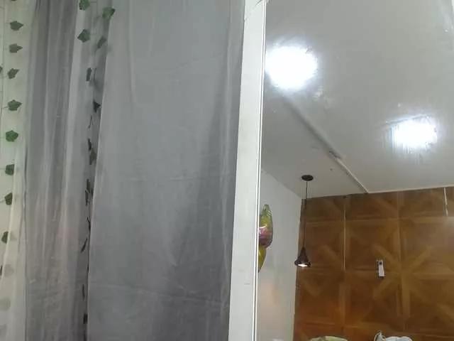 lizzybarbie1 on BongaCams 