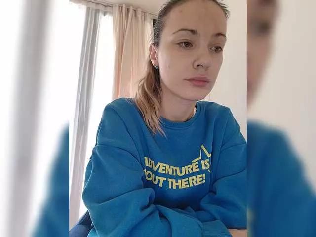 Lola3000 on BongaCams 
