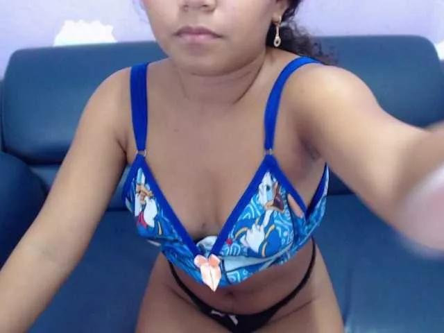 LolaMagica on BongaCams 