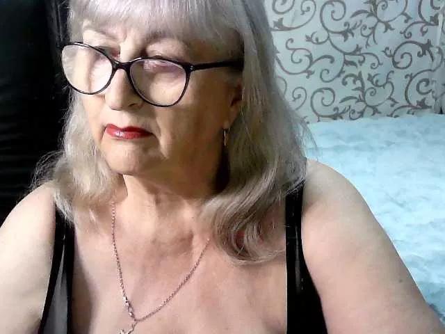 Freechat LolkaAlyss on BongaCams