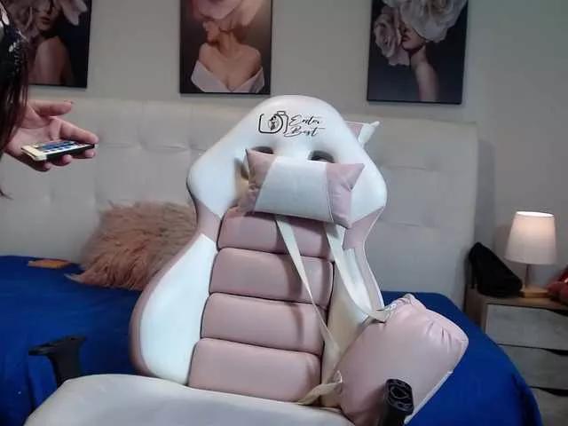 lorenajoness on BongaCams