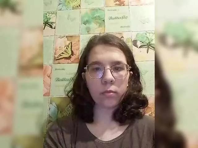 Luna2S2yross on BongaCams 