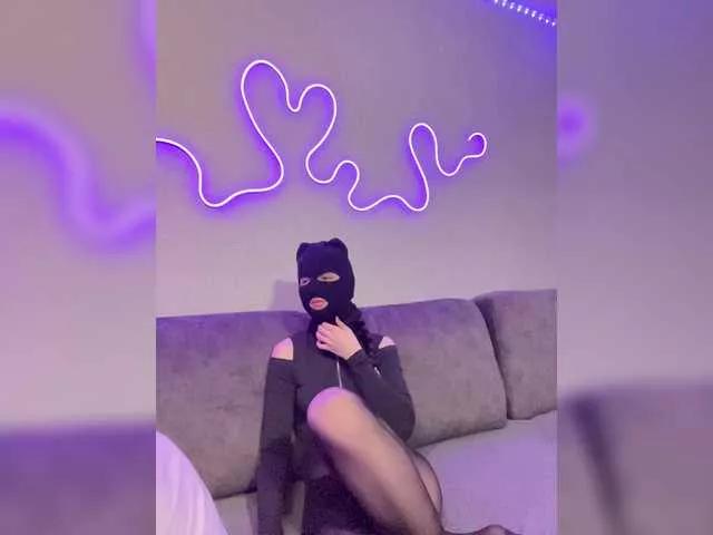 luxurycoup on BongaCams 