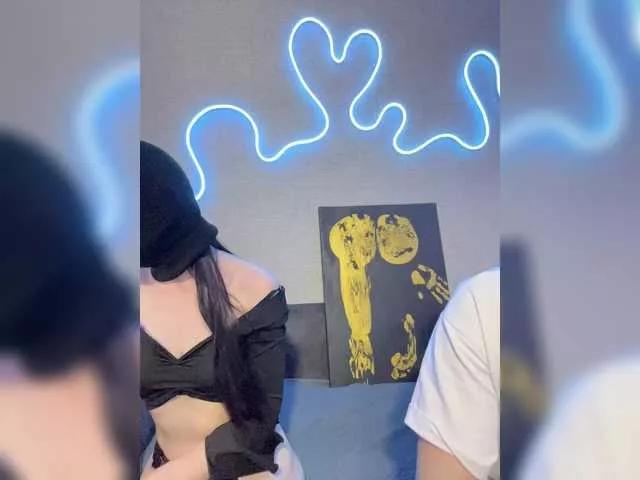 luxurycoup on BongaCams 