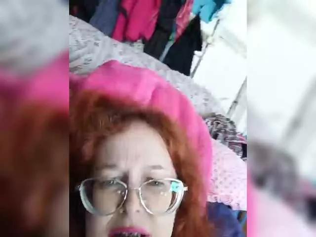 Madam-oss on BongaCams 