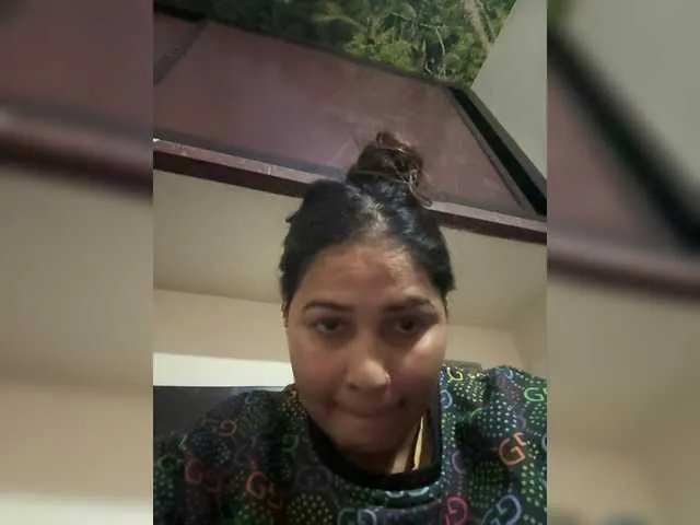 Offline Mahimagic-doll on BongaCams