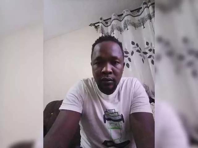 Manthicoh on BongaCams 