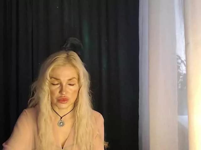 Margo77-1 on BongaCams 