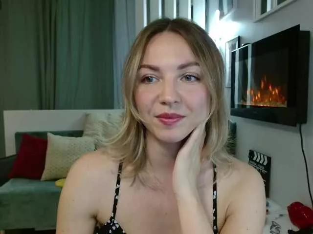 maru-healing-voice on BongaCams 