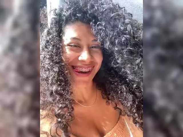 MaskGirl on BongaCams 