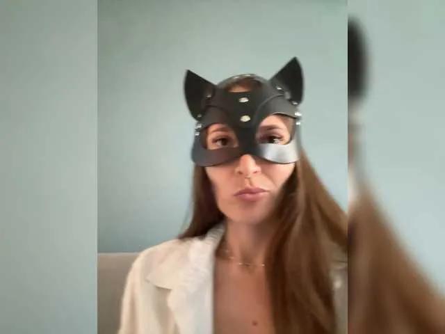 Offline Matildada on BongaCams