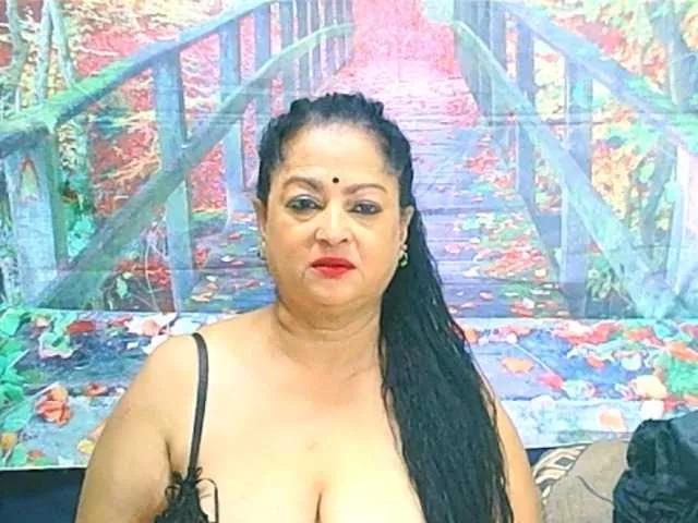 matureindian on BongaCams 