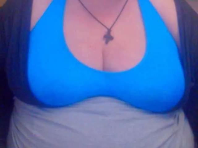 mayalove4u on BongaCams