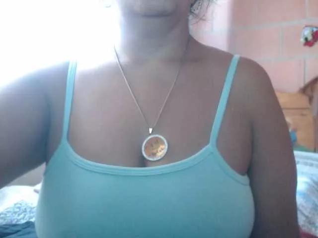 Meganny2023 on BongaCams 