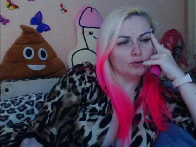 melek-7250 on BongaCams 