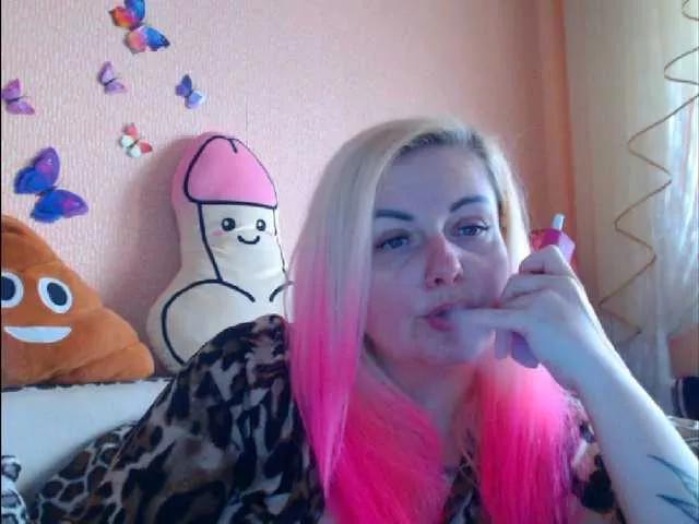 melek-7250 on BongaCams 