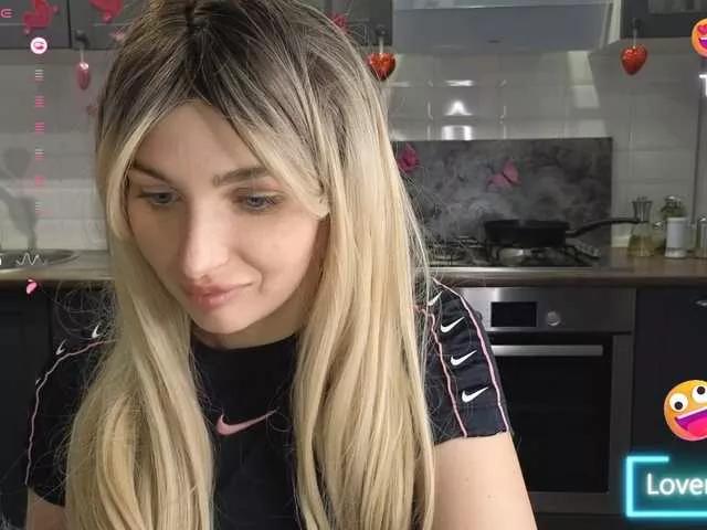 MellicaX on BongaCams 