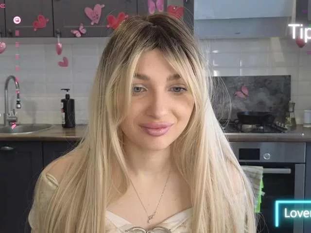 MellicaX on BongaCams 
