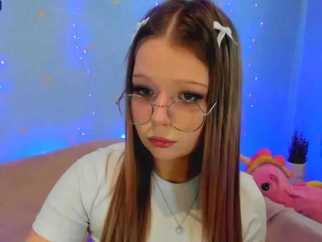 MelMooon on BongaCams 