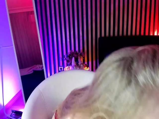 MiaMeowa on BongaCams 