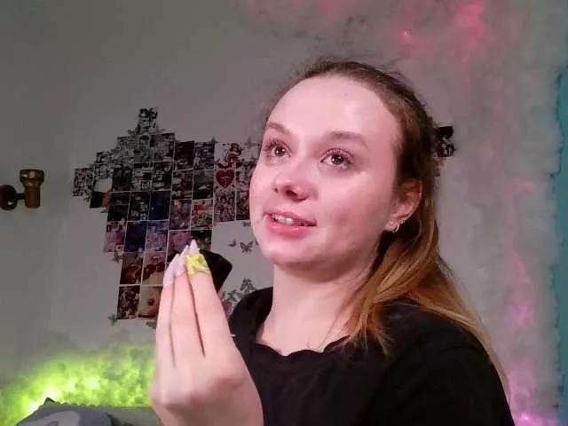mika-tyan-of on BongaCams 