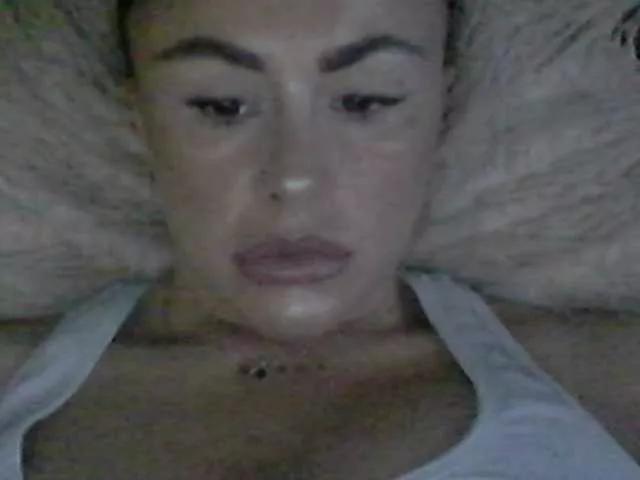 Millisa13 on BongaCams 