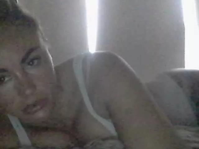Millisa13 on BongaCams 