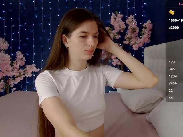 Mirror-Girl on BongaCams 