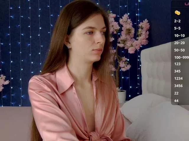 Mirror-Girl on BongaCams 