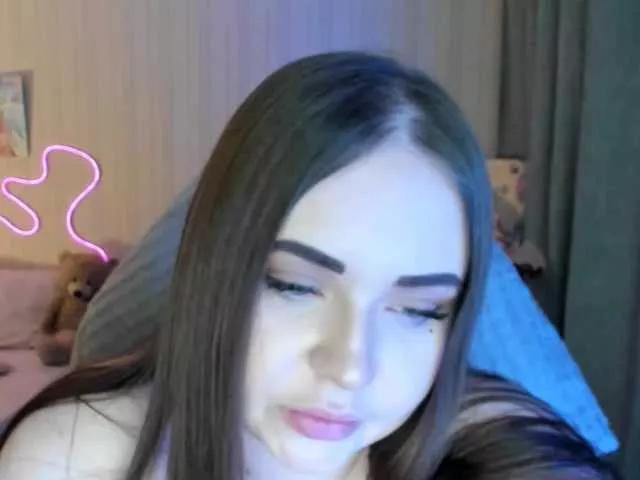 MishaLips on BongaCams 